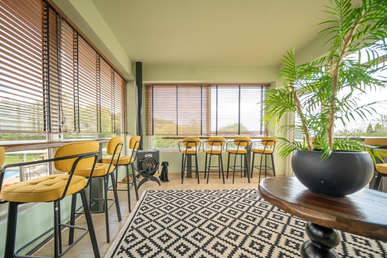Tselikas Hotel Кожани Екстериор снимка