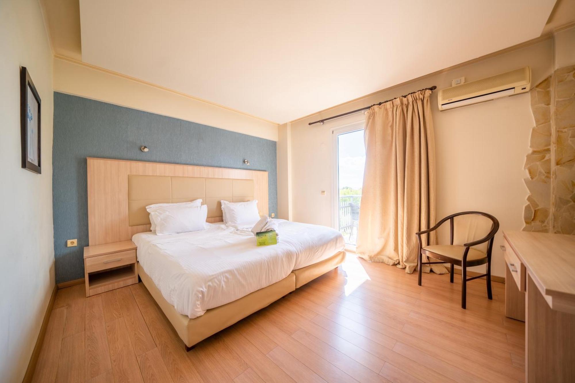 Tselikas Hotel Кожани Стая снимка