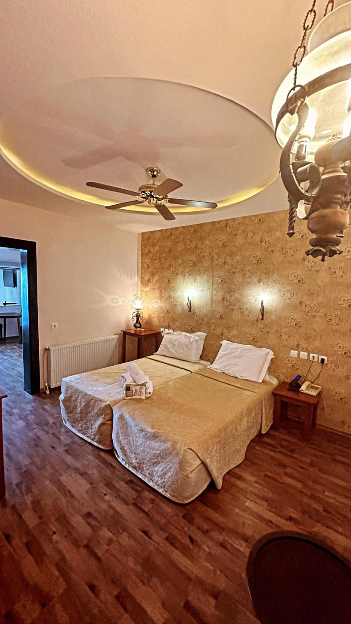 Tselikas Hotel Кожани Стая снимка